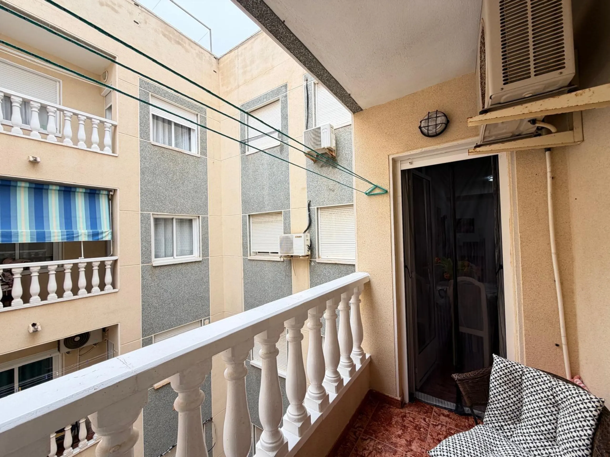 APARTAMENTO DE 1 DORMITORIO Y 1 BAÑO. A 600 METROS DE PLAYA DEL CURA CON SUPERFICIE DE 48 M2.