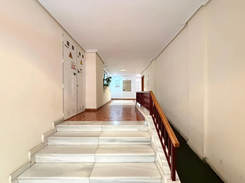 APARTAMENTO DE 1 DORMITORIO Y 1 BAÑO. A 600 METROS DE PLAYA DEL CURA CON SUPERFICIE DE 48 M2.