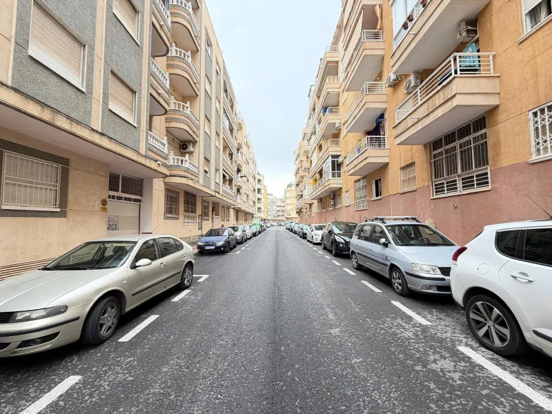 APARTAMENTO DE 1 DORMITORIO Y 1 BAÑO. A 600 METROS DE PLAYA DEL CURA CON SUPERFICIE DE 48 M2.