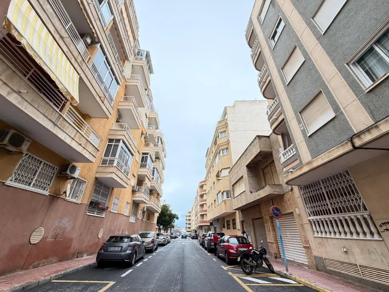 APARTAMENTO DE 1 DORMITORIO Y 1 BAÑO. A 600 METROS DE PLAYA DEL CURA CON SUPERFICIE DE 48 M2.