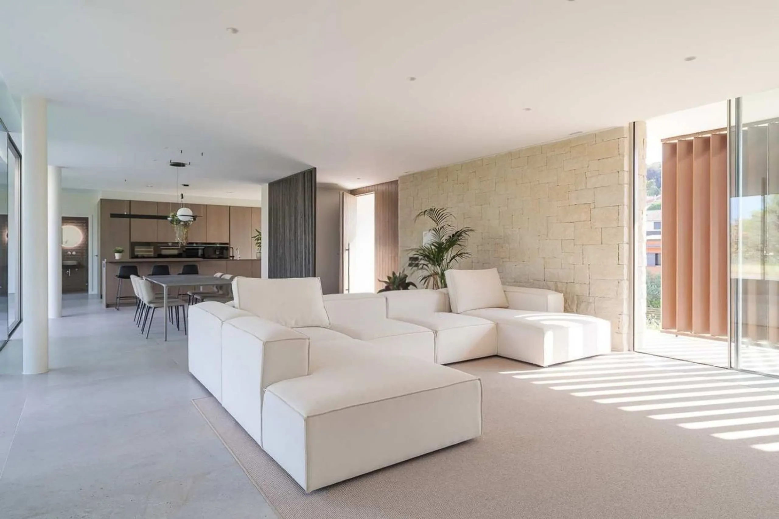 Contemporary Villa with Golf Course and Mountain Views in La Roca del Valles, Barcelona