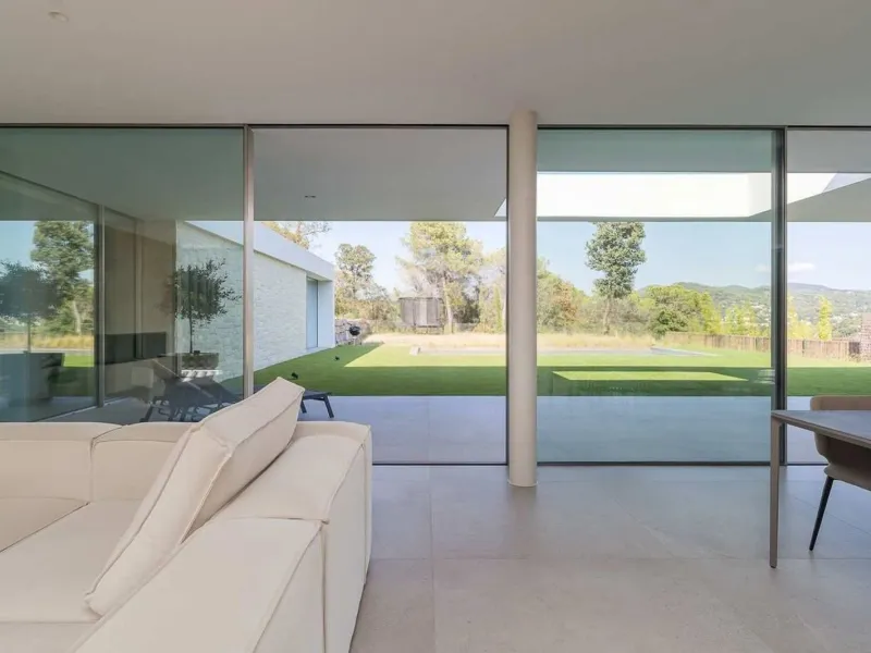 Contemporary Villa with Golf Course and Mountain Views in La Roca del Valles, Barcelona