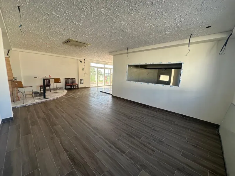 SPACIOUS TWO-FLOOR COMMERCIAL PROPERTY IN ORIHUELA COSTA