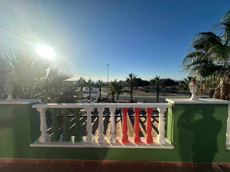 SPACIOUS TWO-FLOOR COMMERCIAL PROPERTY IN ORIHUELA COSTA