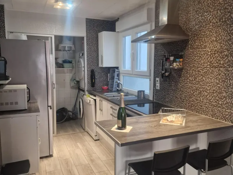 MODERN APARTMENT 3 BEDS BEACHFRONT 209,000€