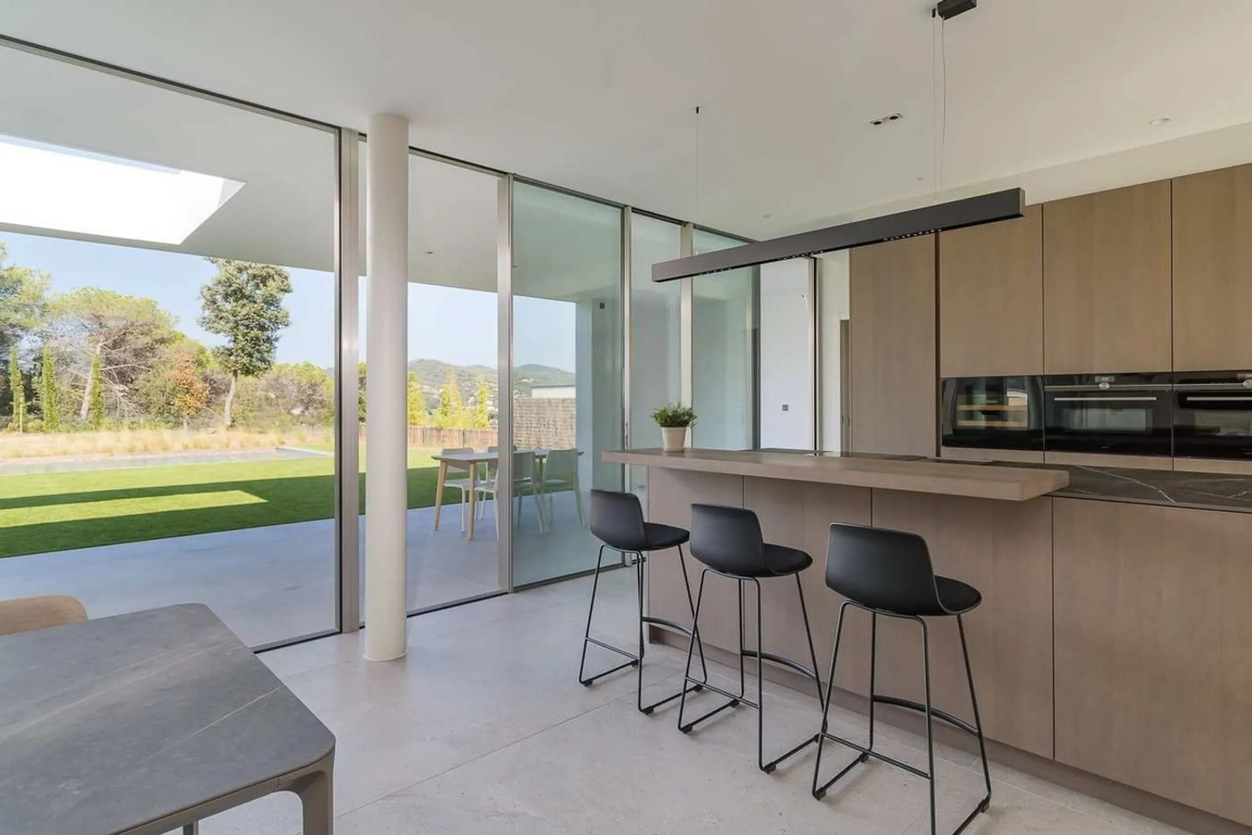Contemporary Villa with Golf Course and Mountain Views in La Roca del Valles, Barcelona