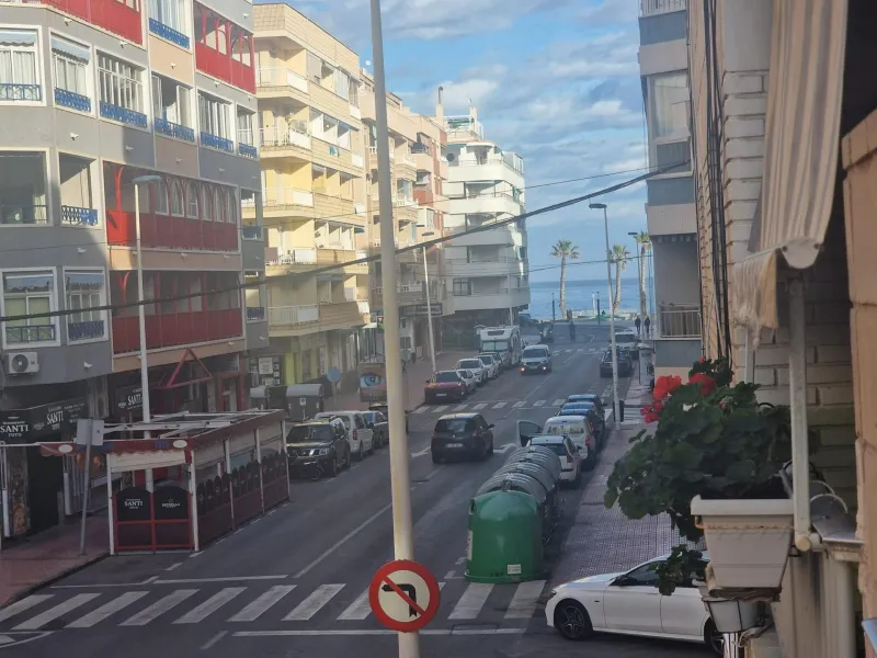 MODERN APARTMENT 3 BEDS BEACHFRONT 209,000€