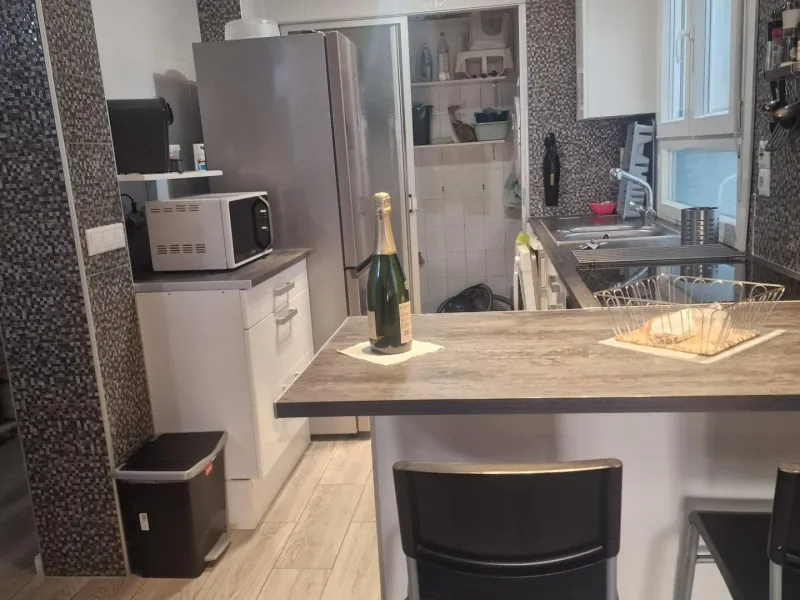 MODERN APARTMENT 3 BEDS BEACHFRONT 209,000€
