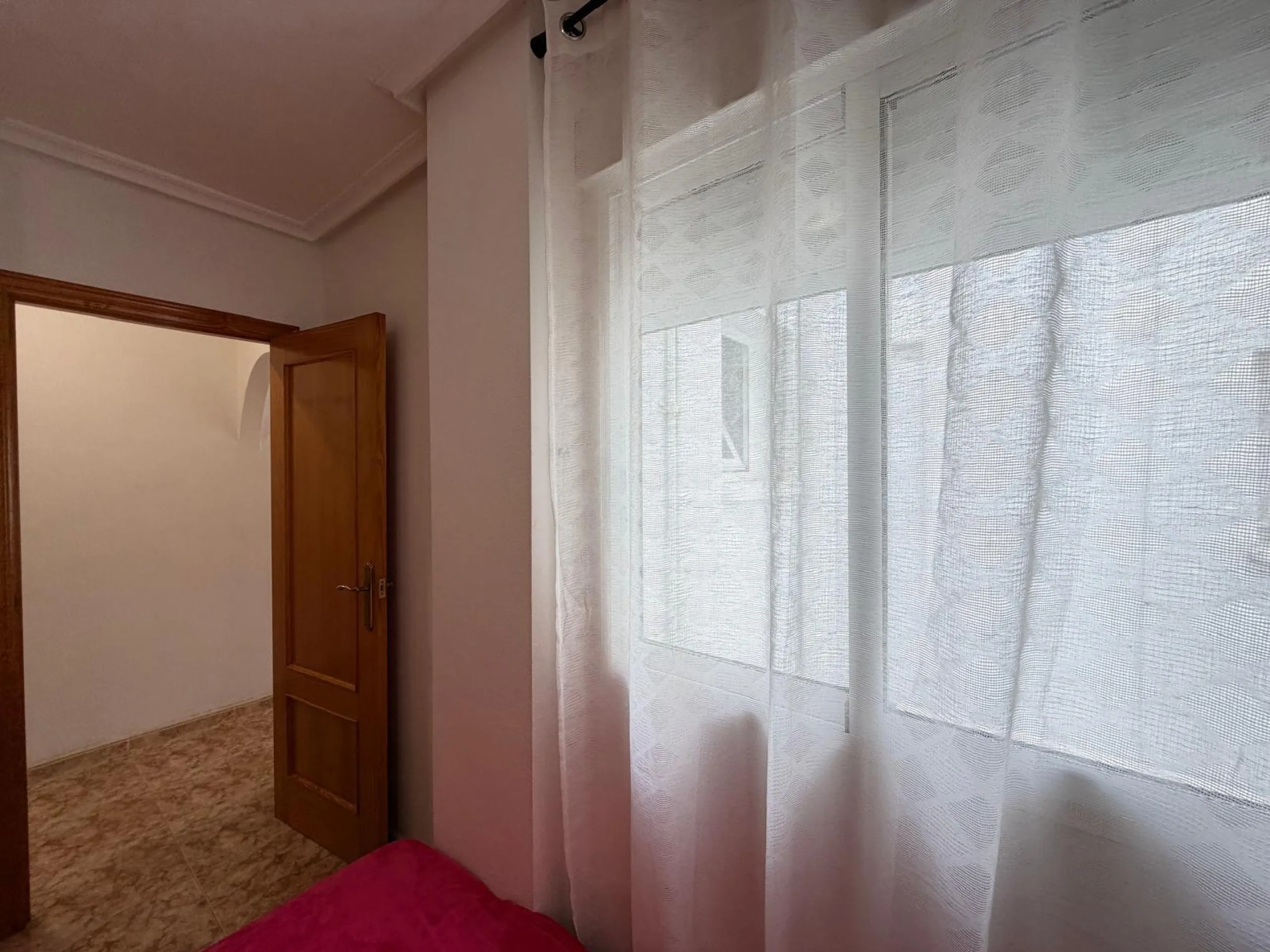 APARTMENT FRONTLINE WITH SEA VIEWS AND 100 METERS FROM THE BEACH. 2 BEDROOMS. 1 BATHROOM. WITH A SURFACE OF 63 M2.