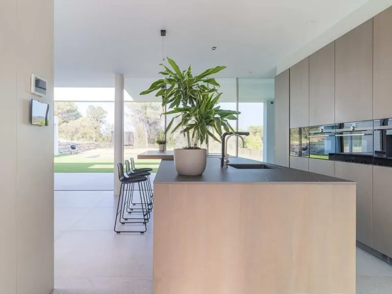 Contemporary Villa with Golf Course and Mountain Views in La Roca del Valles, Barcelona