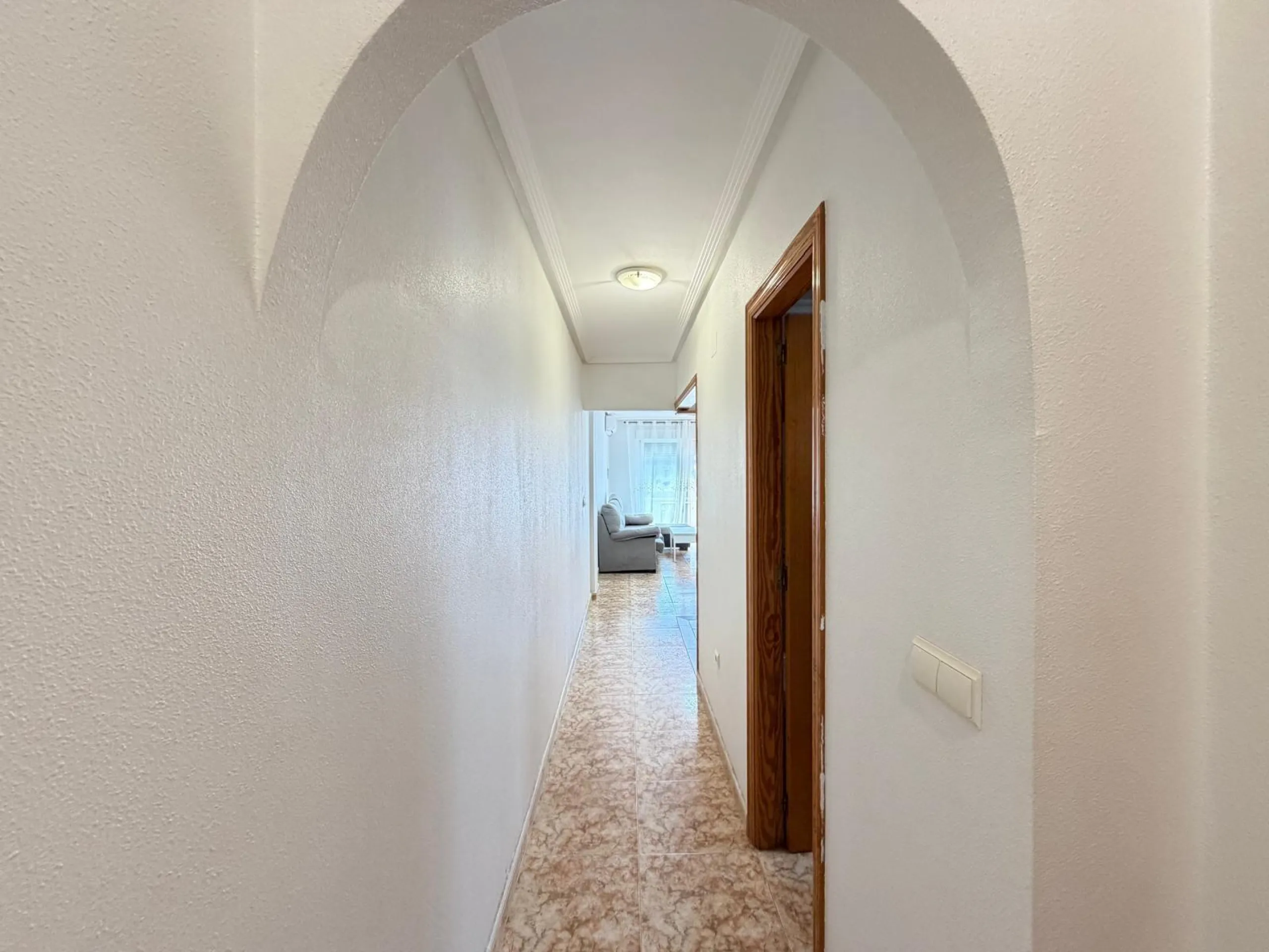 APARTMENT FRONTLINE WITH SEA VIEWS AND 100 METERS FROM THE BEACH. 2 BEDROOMS. 1 BATHROOM. WITH A SURFACE OF 63 M2.