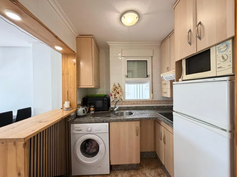 APARTMENT FRONTLINE WITH SEA VIEWS AND 100 METERS FROM THE BEACH. 2 BEDROOMS. 1 BATHROOM. WITH A SURFACE OF 63 M2.