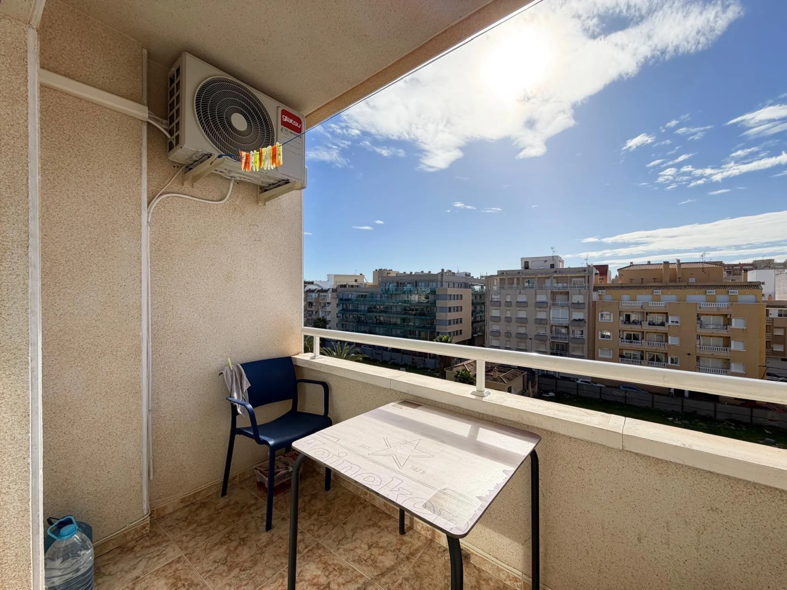 APARTMENT FRONTLINE WITH SEA VIEWS AND 100 METERS FROM THE BEACH. 2 BEDROOMS. 1 BATHROOM. WITH A SURFACE OF 63 M2.