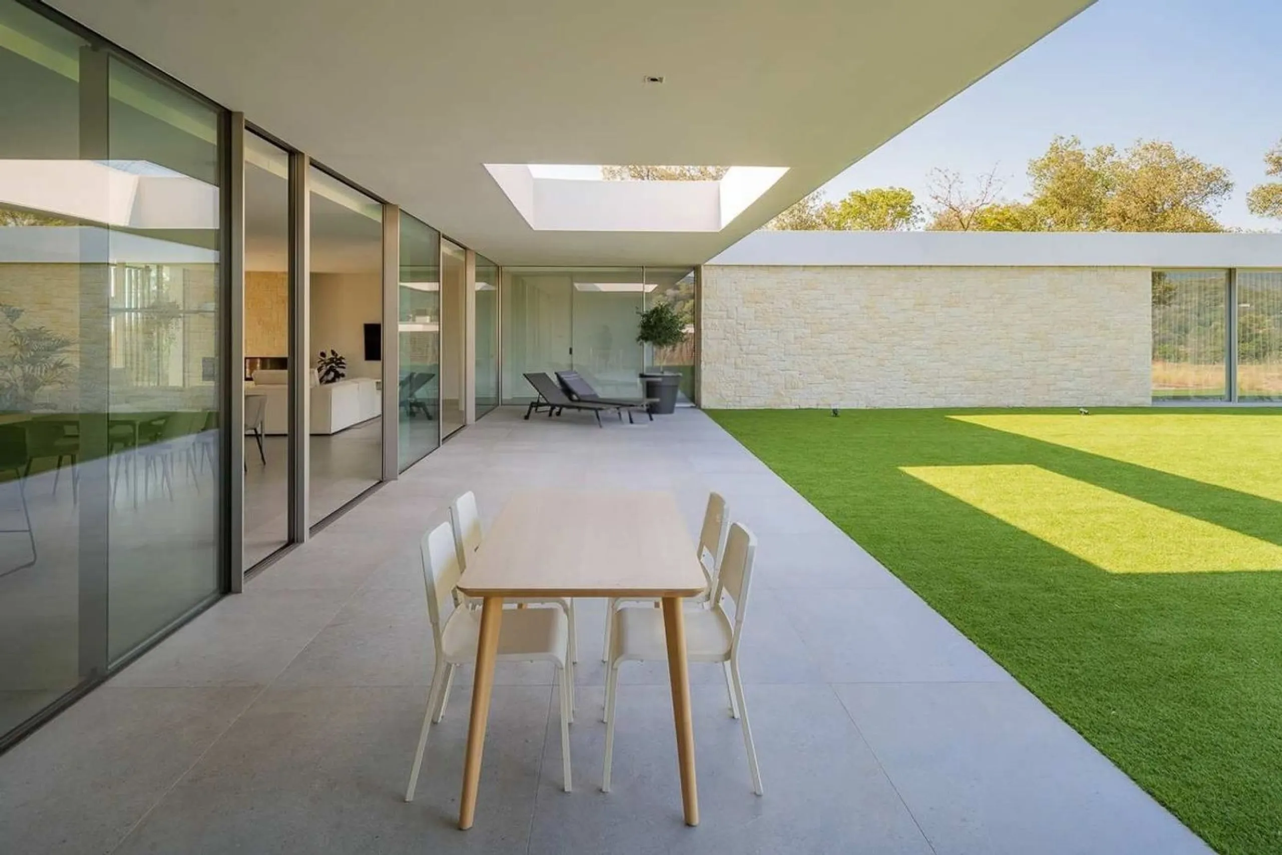 Contemporary Villa with Golf Course and Mountain Views in La Roca del Valles, Barcelona