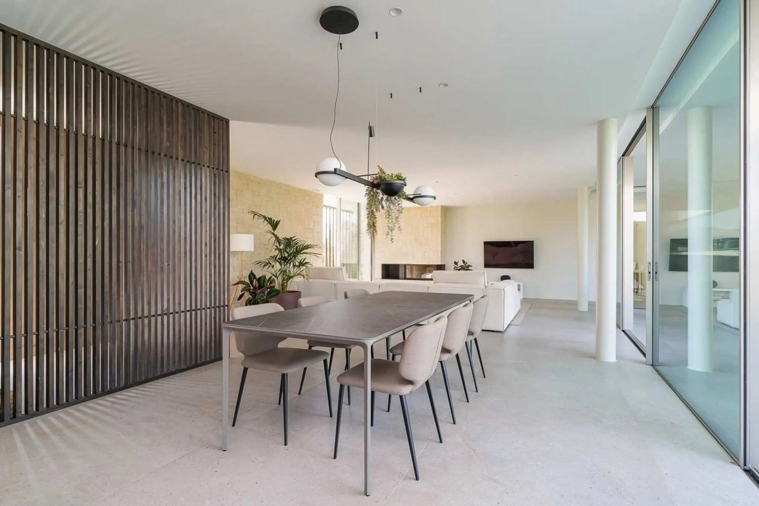Contemporary Villa with Golf Course and Mountain Views in La Roca del Valles, Barcelona