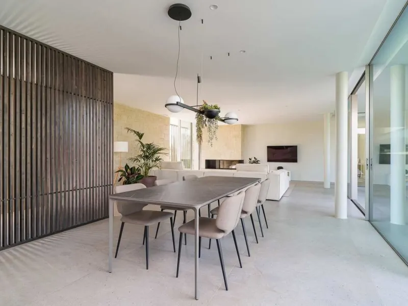 Contemporary Villa with Golf Course and Mountain Views in La Roca del Valles, Barcelona