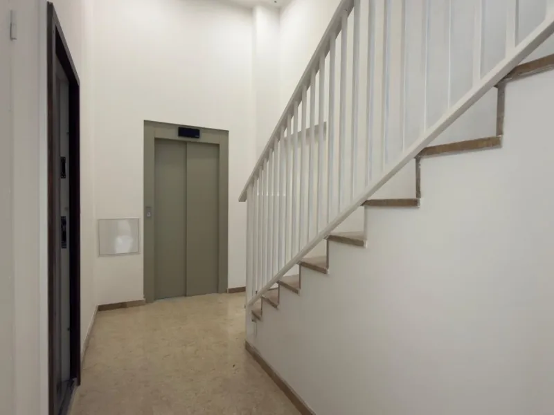 Income-Generating Residential Building for Sale in Alicante – Altozano