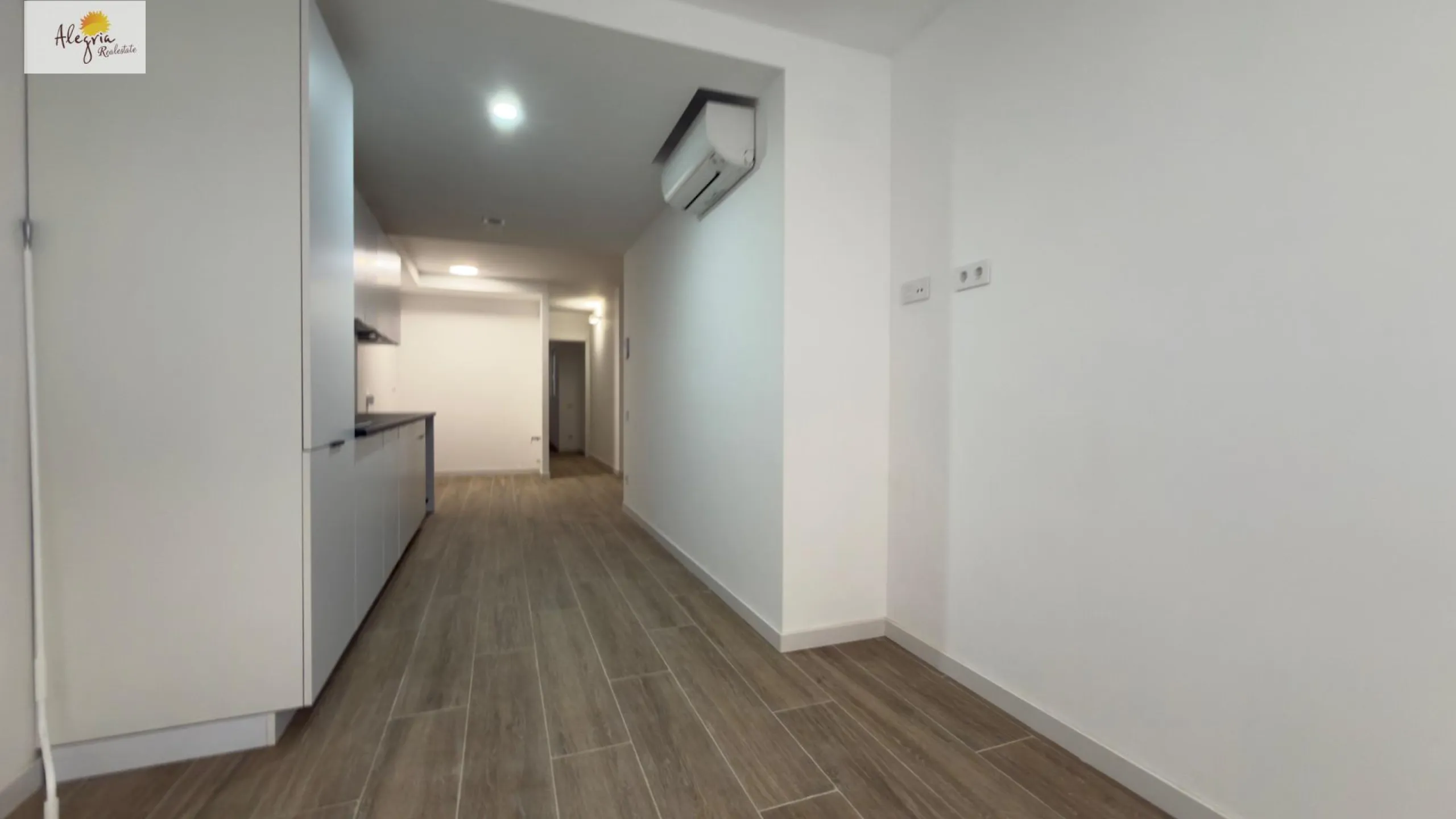 Income-Generating Residential Building for Sale in Alicante – Altozano