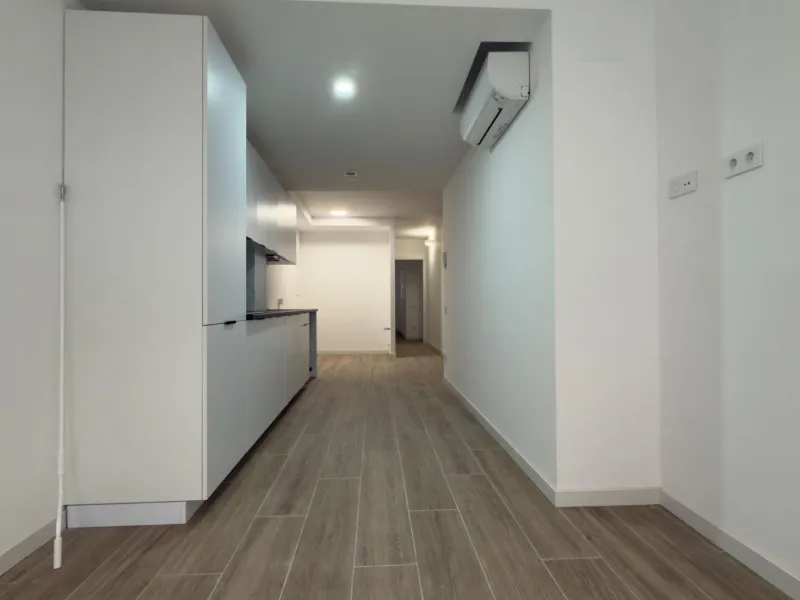 Income-Generating Residential Building for Sale in Alicante – Altozano