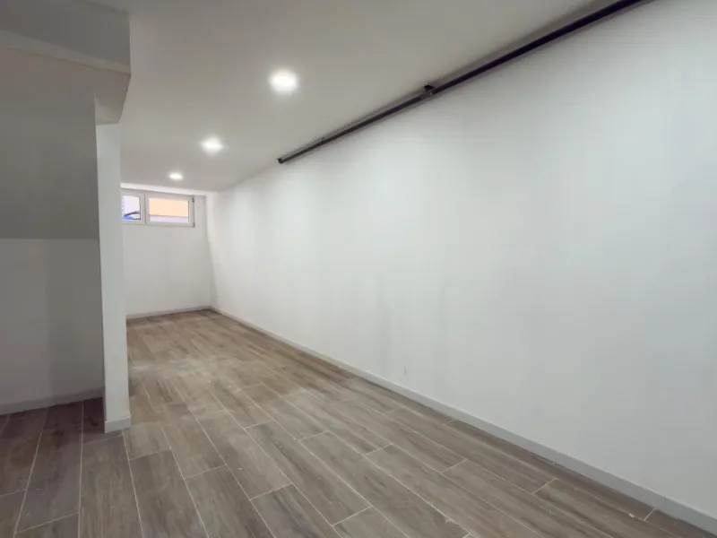 Income-Generating Residential Building for Sale in Alicante – Altozano