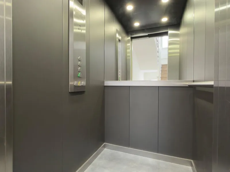 Income-Generating Residential Building for Sale in Alicante – Altozano