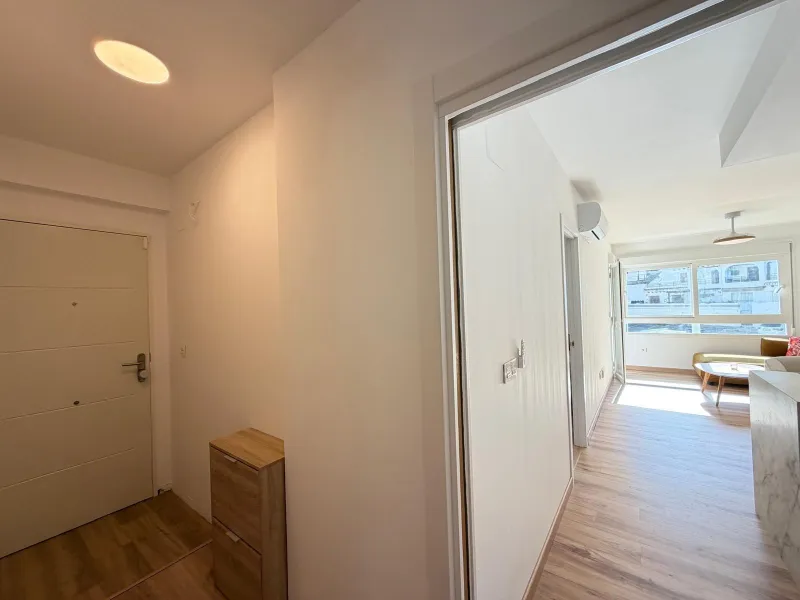 TOTALMENTE REFORMADO APARTAMENTO EN CAMPOAMOR CON PLAZA DE GARAJE DOBLE+MOTO. 99 M2. 2 DORM. 2 BAÑOS. PISCINA+PISTA DE TENIS.