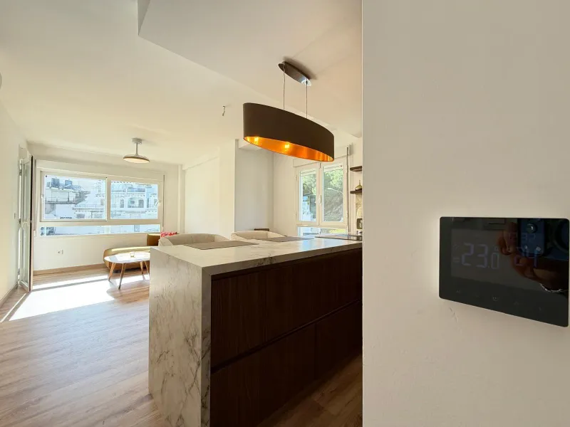 TOTALMENTE REFORMADO APARTAMENTO EN CAMPOAMOR CON PLAZA DE GARAJE DOBLE+MOTO. 99 M2. 2 DORM. 2 BAÑOS. PISCINA+PISTA DE TENIS.
