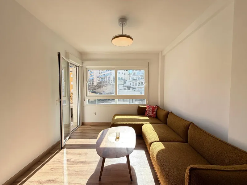 TOTALMENTE REFORMADO APARTAMENTO EN CAMPOAMOR CON PLAZA DE GARAJE DOBLE+MOTO. 99 M2. 2 DORM. 2 BAÑOS. PISCINA+PISTA DE TENIS.