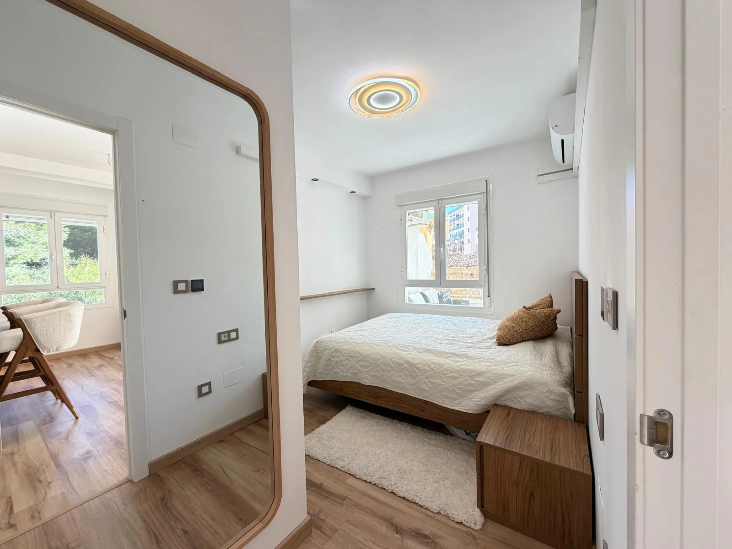 TOTALMENTE REFORMADO APARTAMENTO EN CAMPOAMOR CON PLAZA DE GARAJE DOBLE+MOTO. 99 M2. 2 DORM. 2 BAÑOS. PISCINA+PISTA DE TENIS.