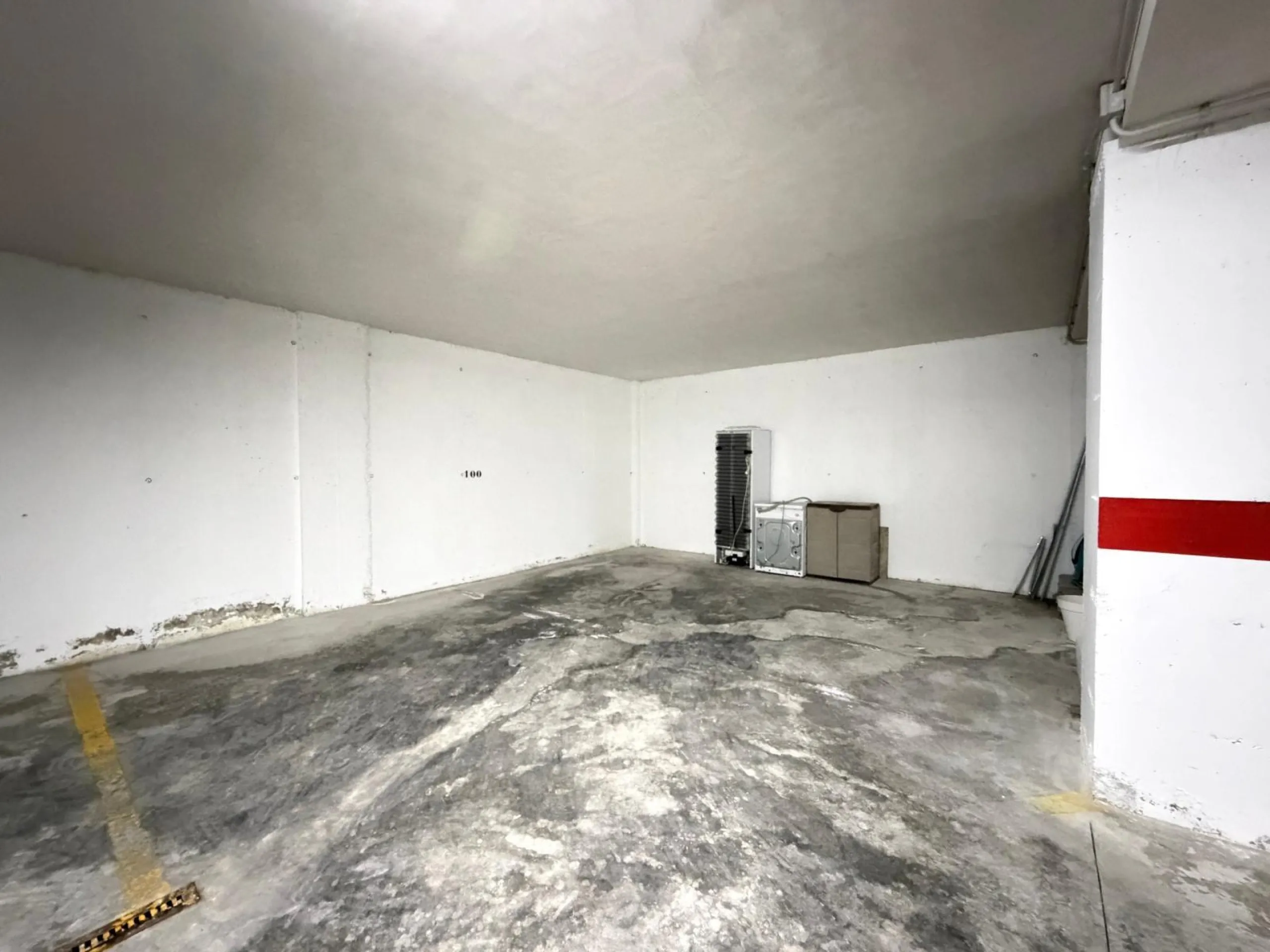 TOTALMENTE REFORMADO APARTAMENTO EN CAMPOAMOR CON PLAZA DE GARAJE DOBLE+MOTO. 99 M2. 2 DORM. 2 BAÑOS. PISCINA+PISTA DE TENIS.