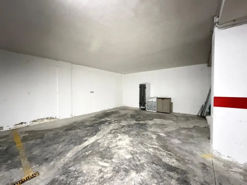 TOTALMENTE REFORMADO APARTAMENTO EN CAMPOAMOR CON PLAZA DE GARAJE DOBLE+MOTO. 99 M2. 2 DORM. 2 BAÑOS. PISCINA+PISTA DE TENIS.