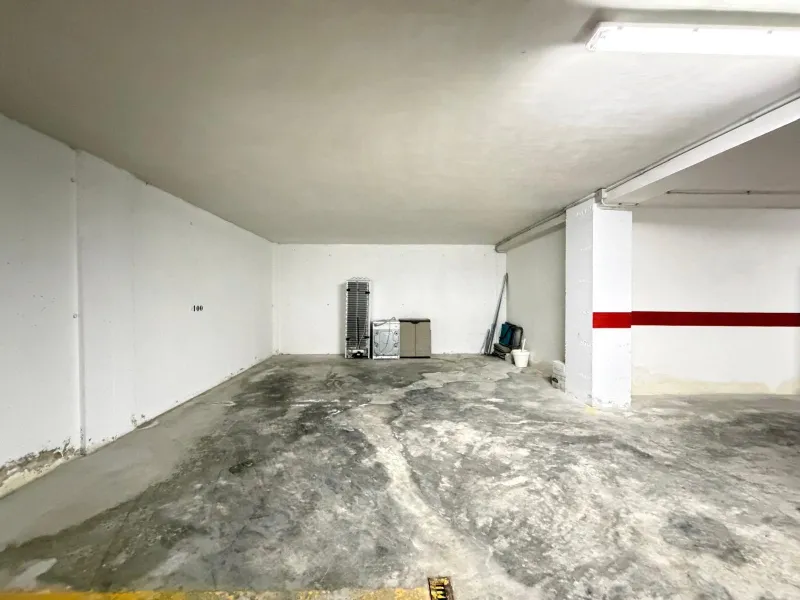 TOTALMENTE REFORMADO APARTAMENTO EN CAMPOAMOR CON PLAZA DE GARAJE DOBLE+MOTO. 99 M2. 2 DORM. 2 BAÑOS. PISCINA+PISTA DE TENIS.