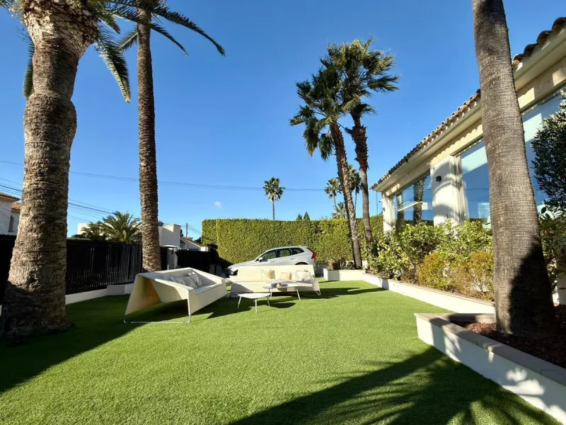 Exclusive Luxury Villa in Coblanca Benidorm