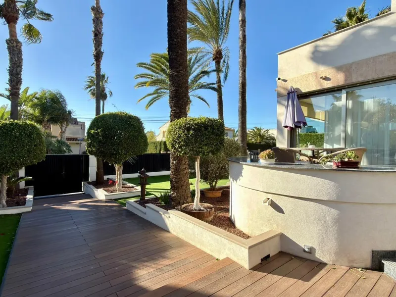 Exclusive Luxury Villa in Coblanca Benidorm