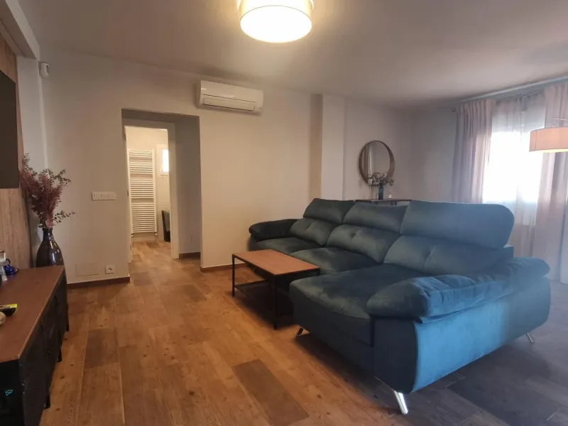 Fully renovated villa with private pool and solar panels!