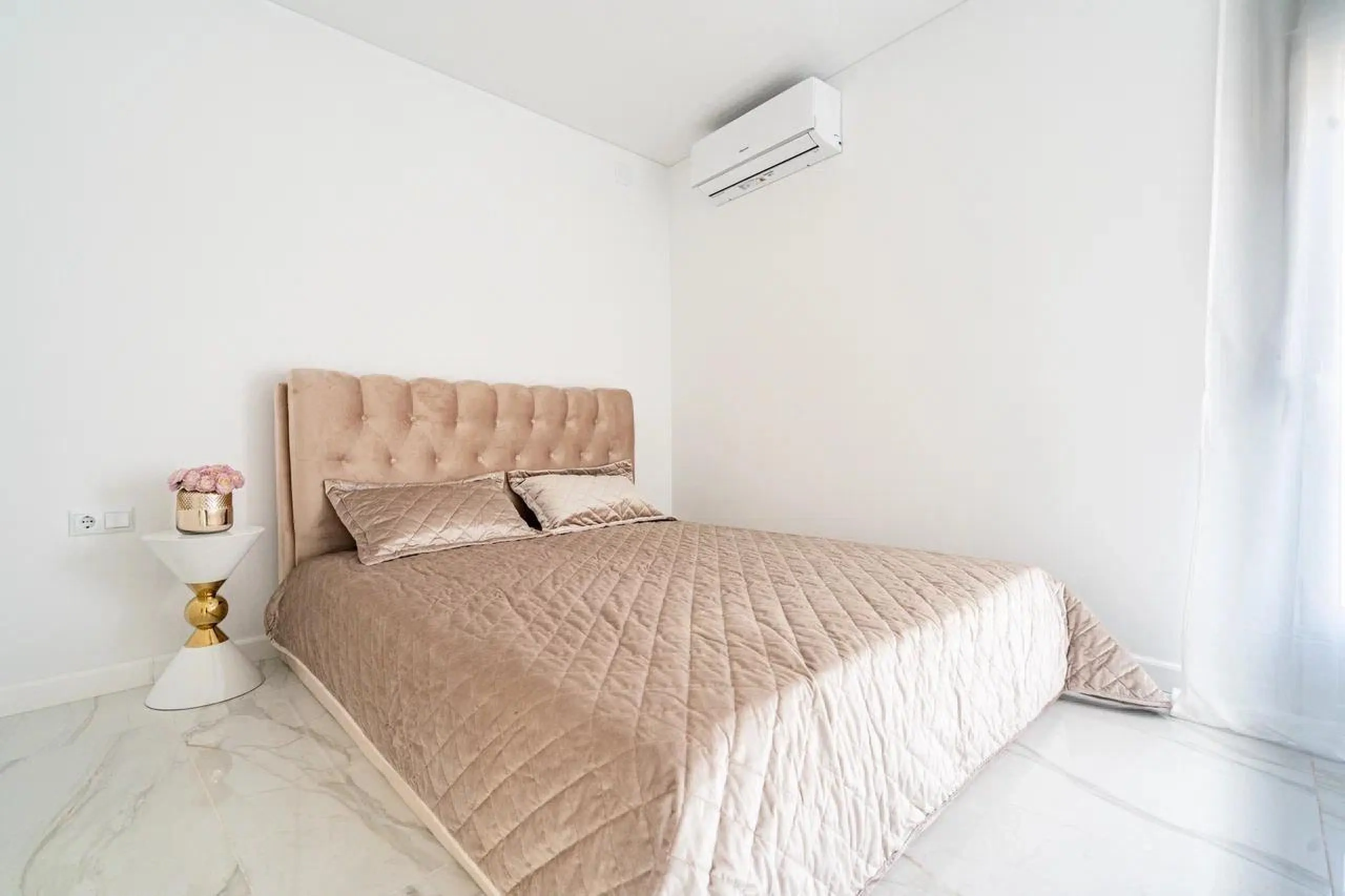 Elegant Terraced House of 150 m² with Designer Renovation and Panoramic Views over Sagunto ✨