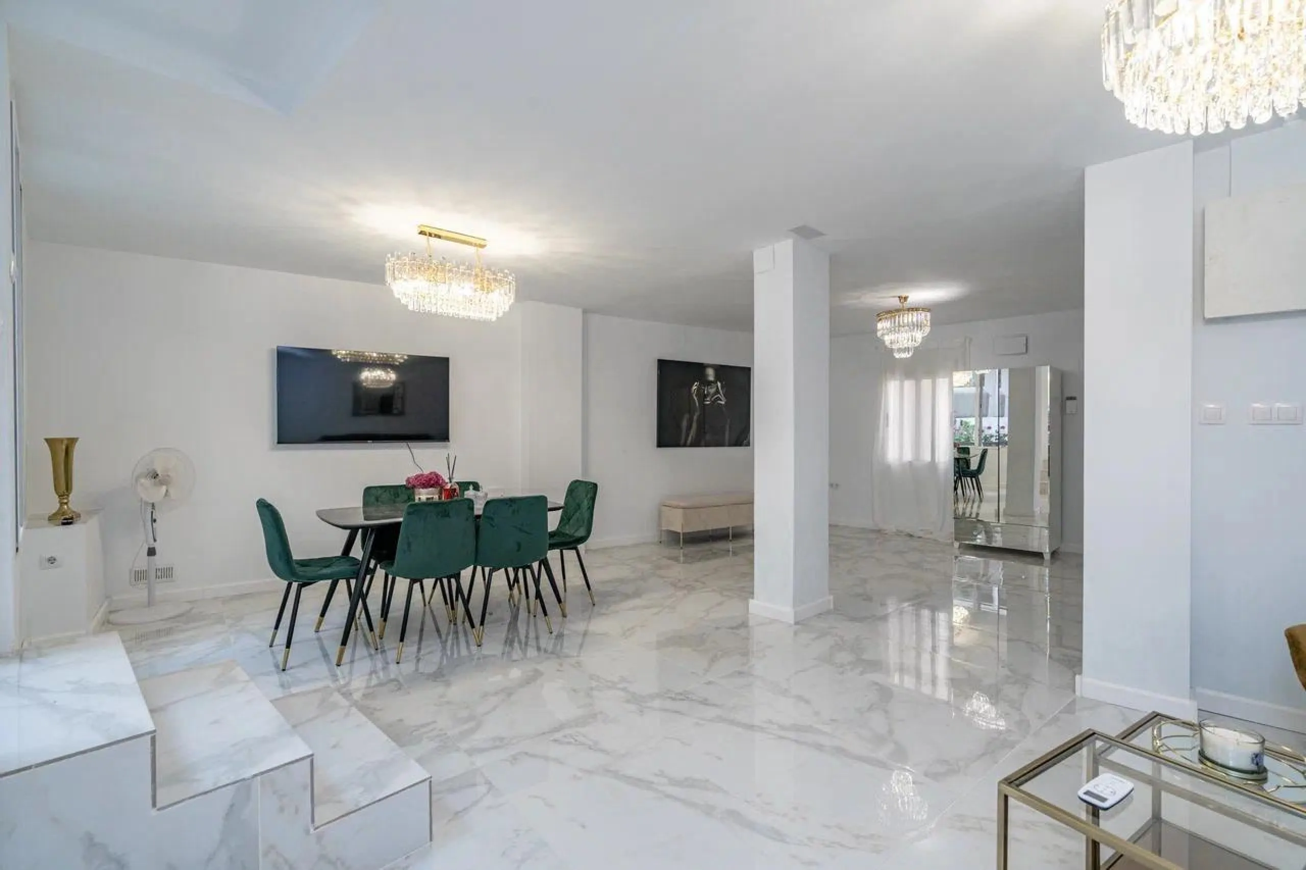 Elegant Terraced House of 150 m² with Designer Renovation and Panoramic Views over Sagunto ✨