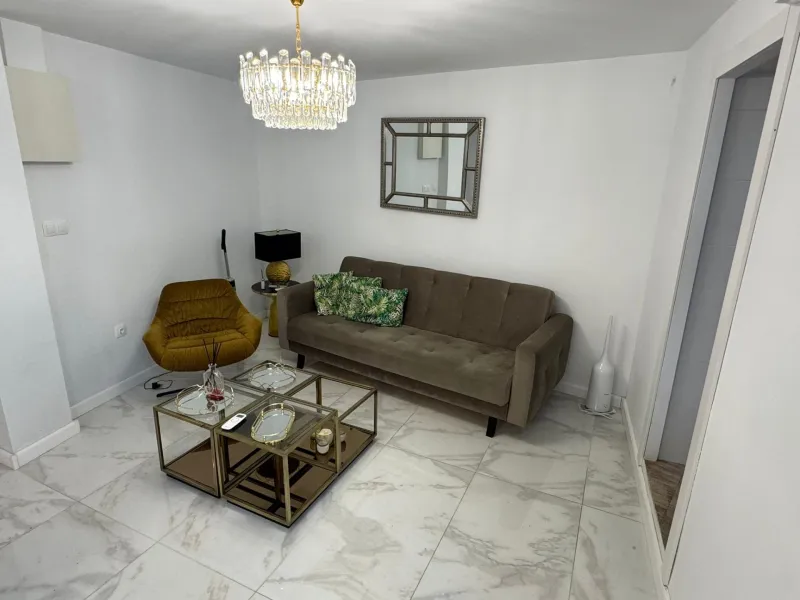 Elegant Terraced House of 150 m² with Designer Renovation and Panoramic Views over Sagunto ✨