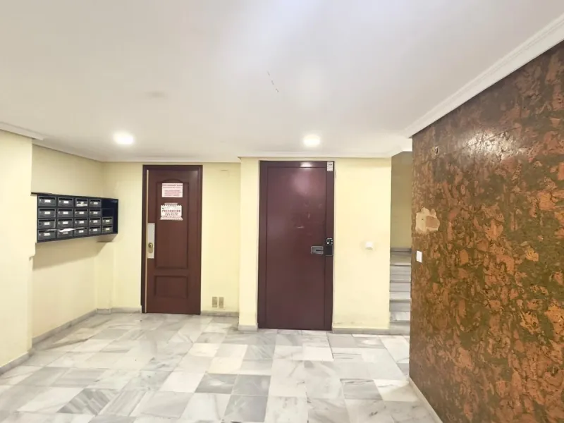 Двухкомнатная квартира с одной ванной комнатой в центре Торревьехи