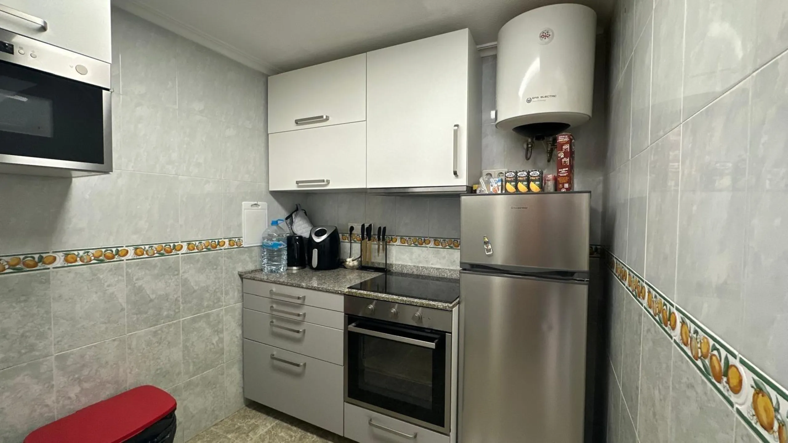 1 BEDROOM, 1 BATHROOM APARTMENT WITH TERRACE IN THE CENTER OF TORREVIEJA