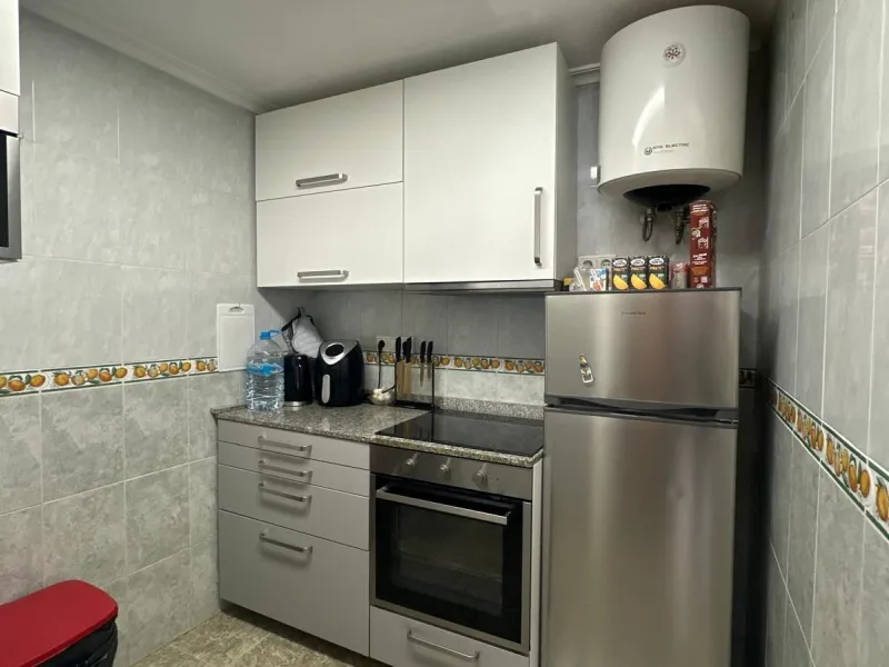 1 BEDROOM, 1 BATHROOM APARTMENT WITH TERRACE IN THE CENTER OF TORREVIEJA