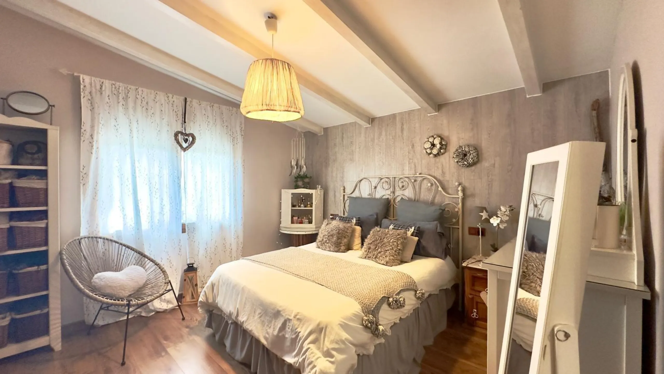 DETACHED VILLA WITH 800M2 PLOT WITH 3 BEDROOMS, 1 BATHROOM AND 1 TOILET