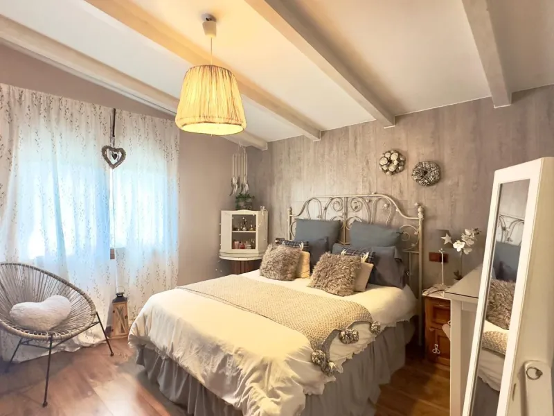 DETACHED VILLA WITH 800M2 PLOT WITH 3 BEDROOMS, 1 BATHROOM AND 1 TOILET