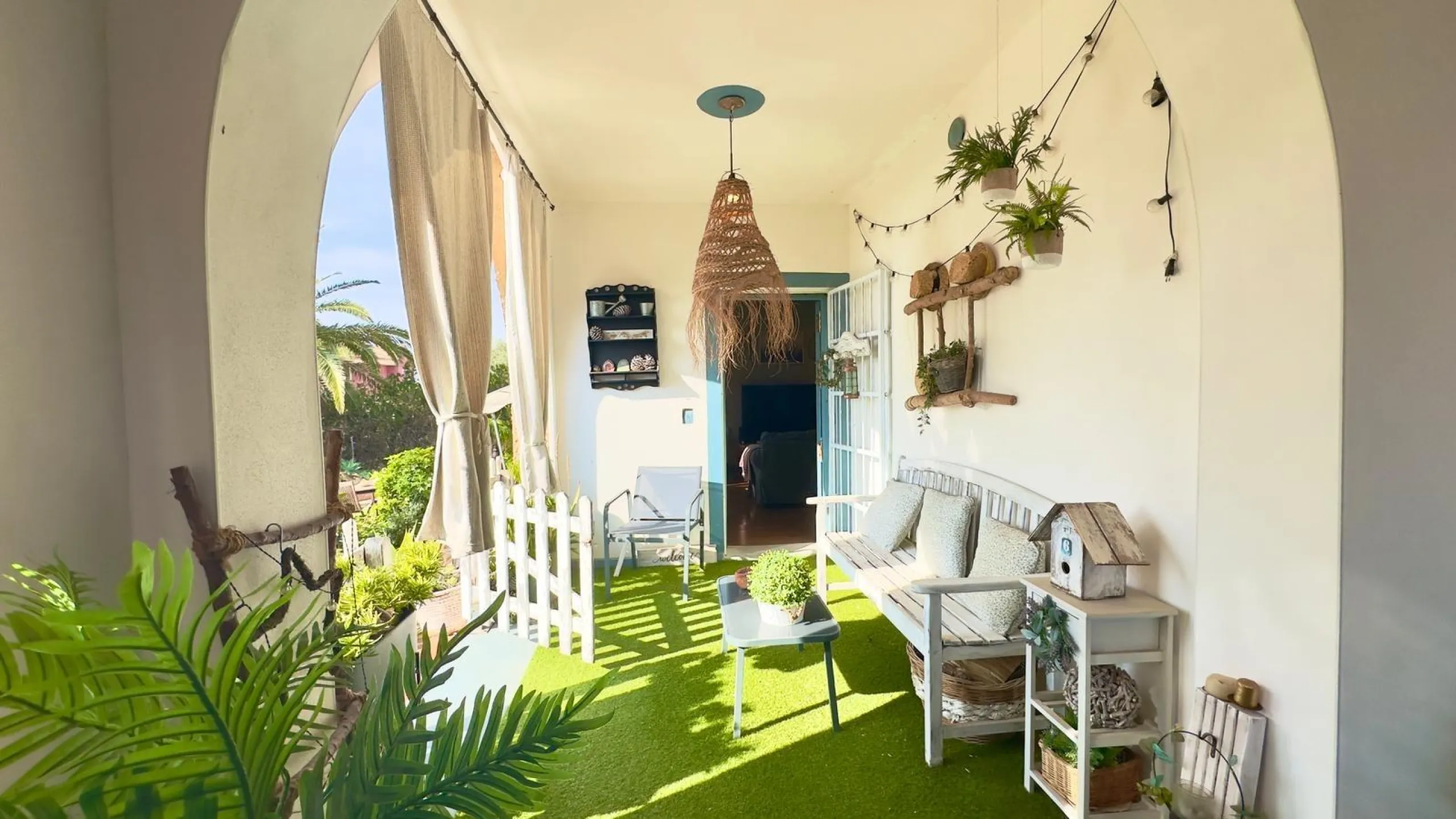DETACHED VILLA WITH 800M2 PLOT WITH 3 BEDROOMS, 1 BATHROOM AND 1 TOILET