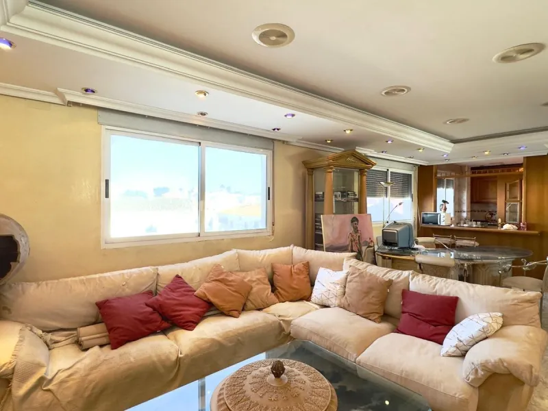 2 BEDROOM, 2 BATHROOM PENTHOUSE IN TORREVIEJA