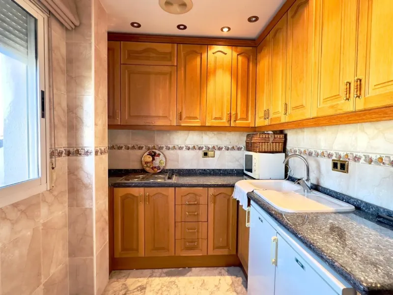 2 BEDROOM, 2 BATHROOM PENTHOUSE IN TORREVIEJA