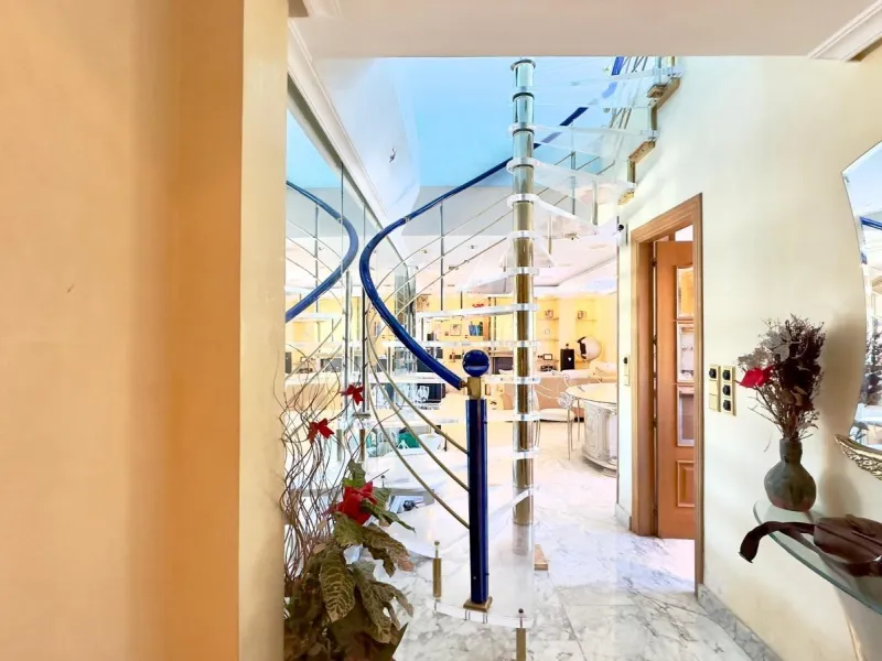 2 BEDROOM, 2 BATHROOM PENTHOUSE IN TORREVIEJA