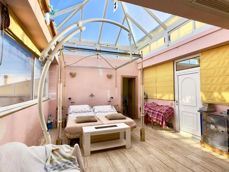 2 BEDROOM, 2 BATHROOM PENTHOUSE IN TORREVIEJA