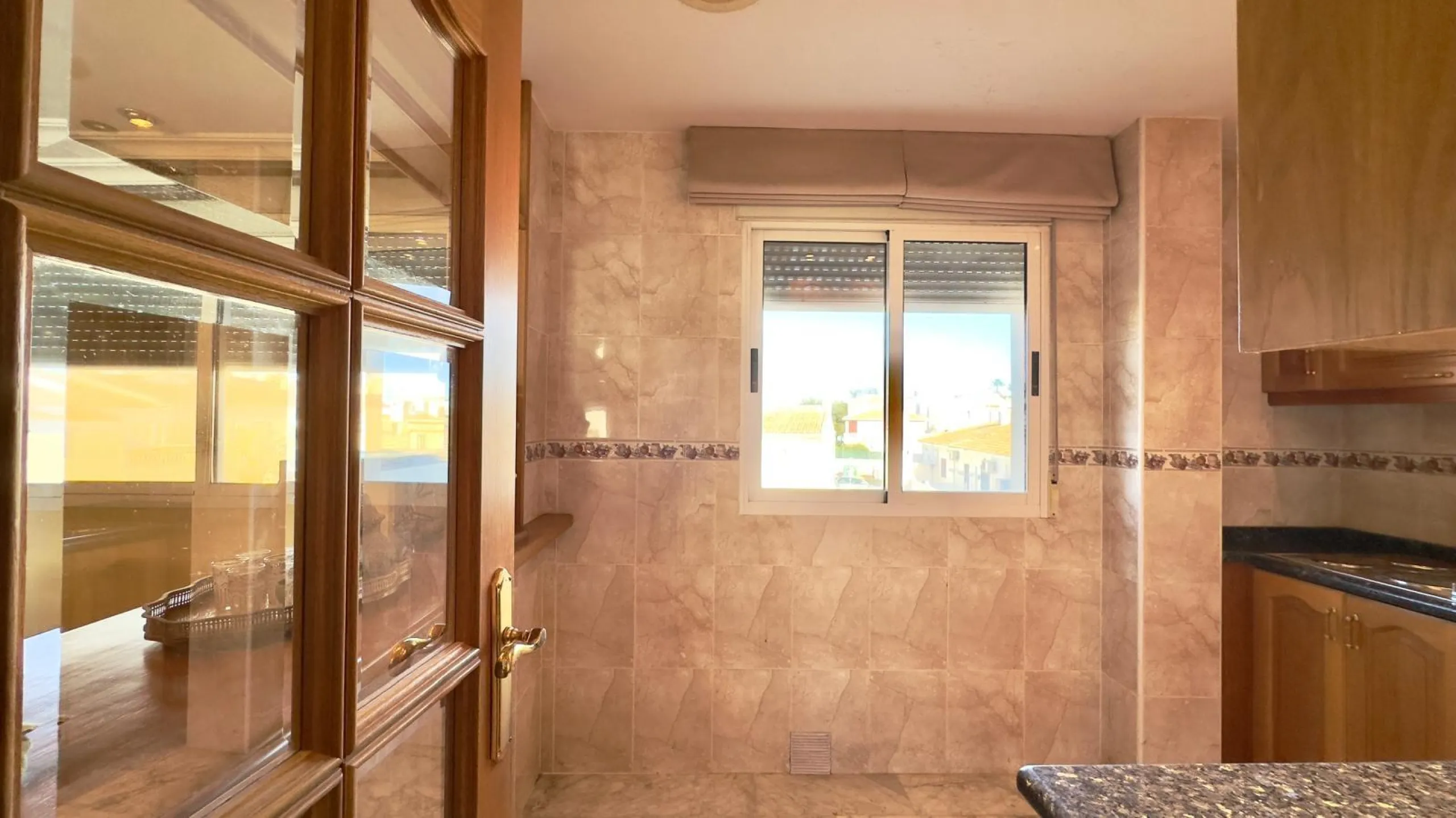 2 BEDROOM, 2 BATHROOM PENTHOUSE IN TORREVIEJA