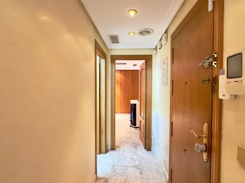 2 BEDROOM, 2 BATHROOM PENTHOUSE IN TORREVIEJA